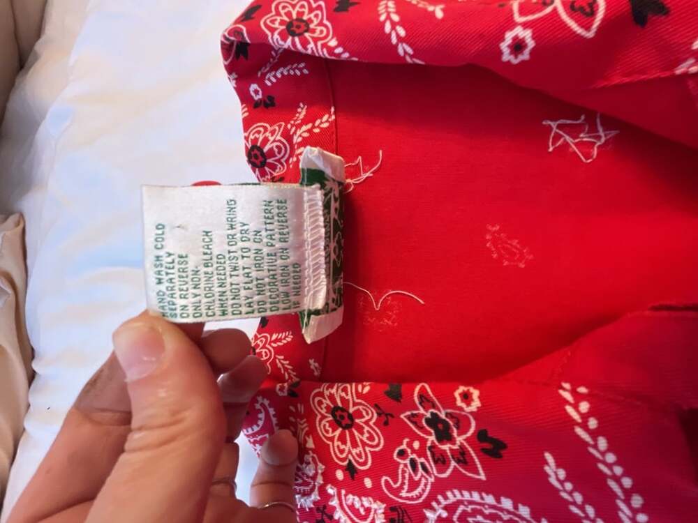 Quacker Factory Red Bandana Print Embellished Jacket Size L Rhinestone - Picture 6 of 7